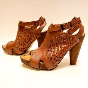 Matisse Hendrix Sandal in box